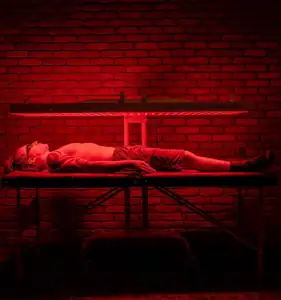 Red Light Therapy Buyer’s Guide: Wavelengths, Power, and What Actually Works